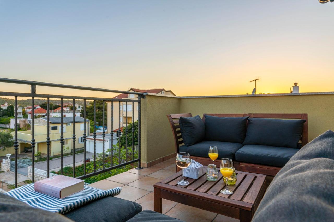 Charming Tale Apartments Modun19 Pirovac Exterior foto