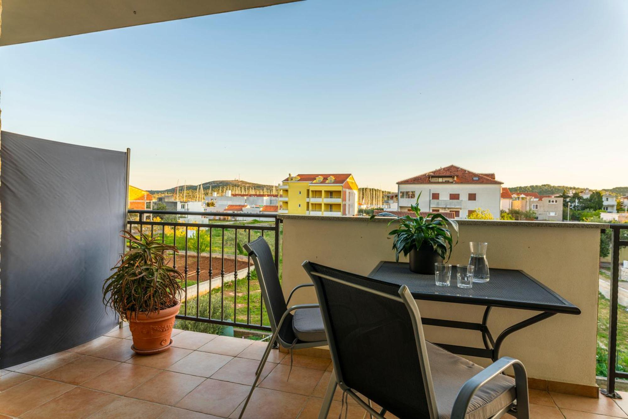 Charming Tale Apartments Modun19 Pirovac Quarto foto